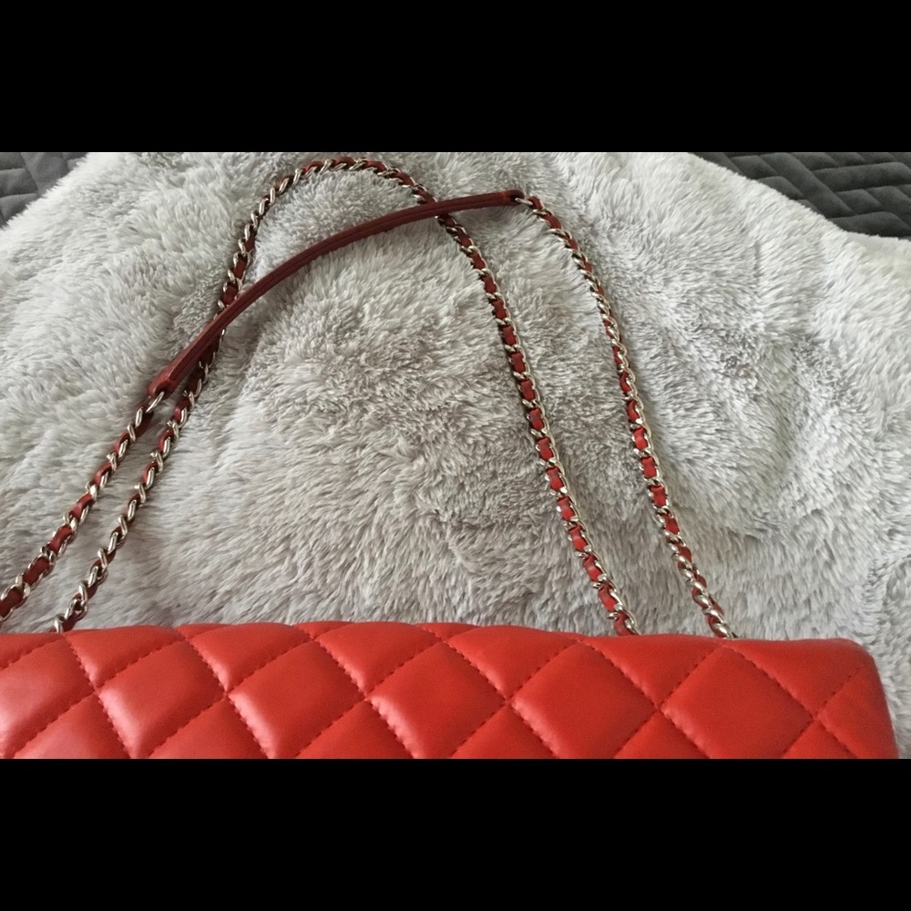 🔥 RED Chanel Maxi Flap Bag 🔥 - Picture 9 of 13